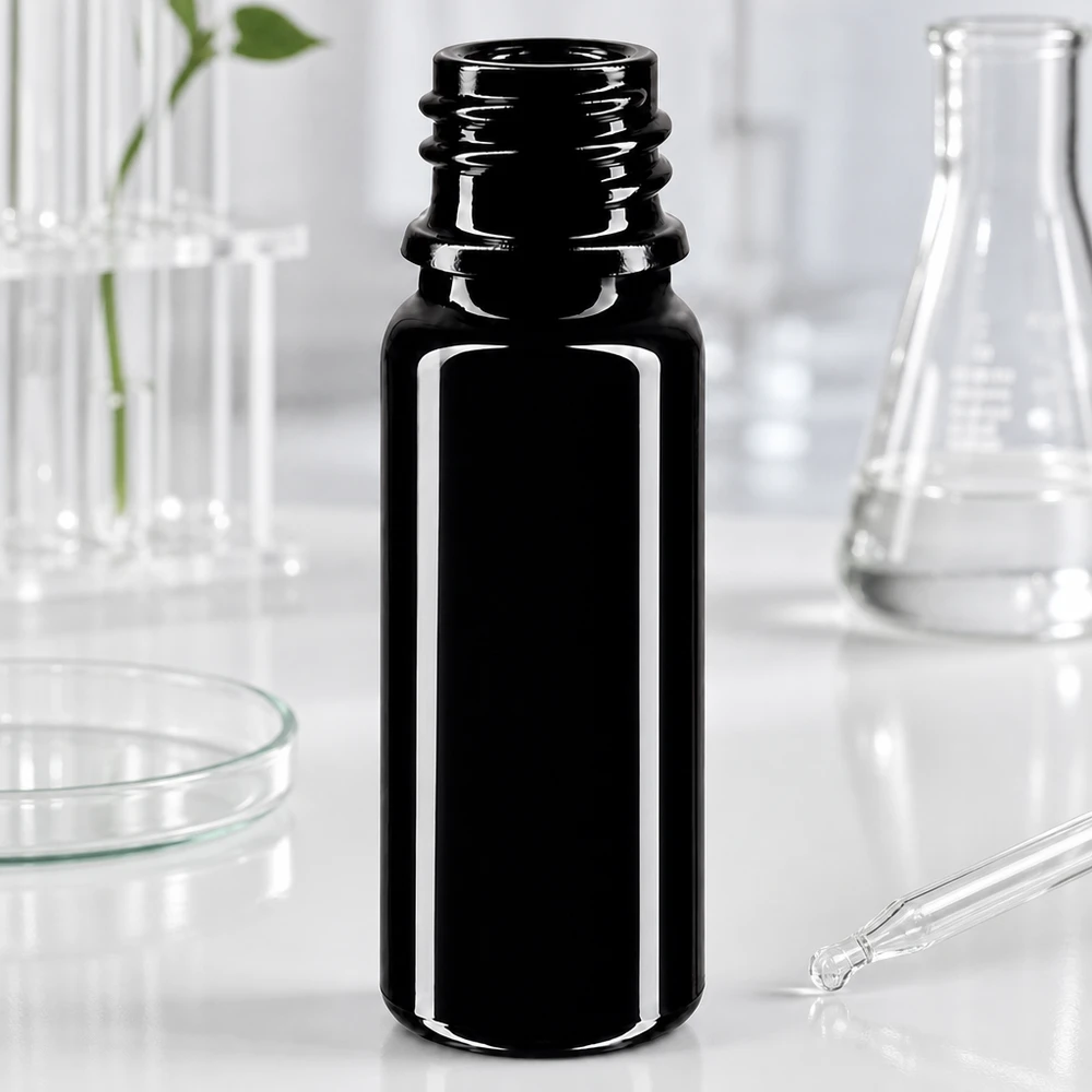 Violetti lasipullo 10ml DIN 18 (Mironglas) Laadukas violetti lasipullo 10ml DIN 18, jossa on UV-suoja valolle herkille aineille.
