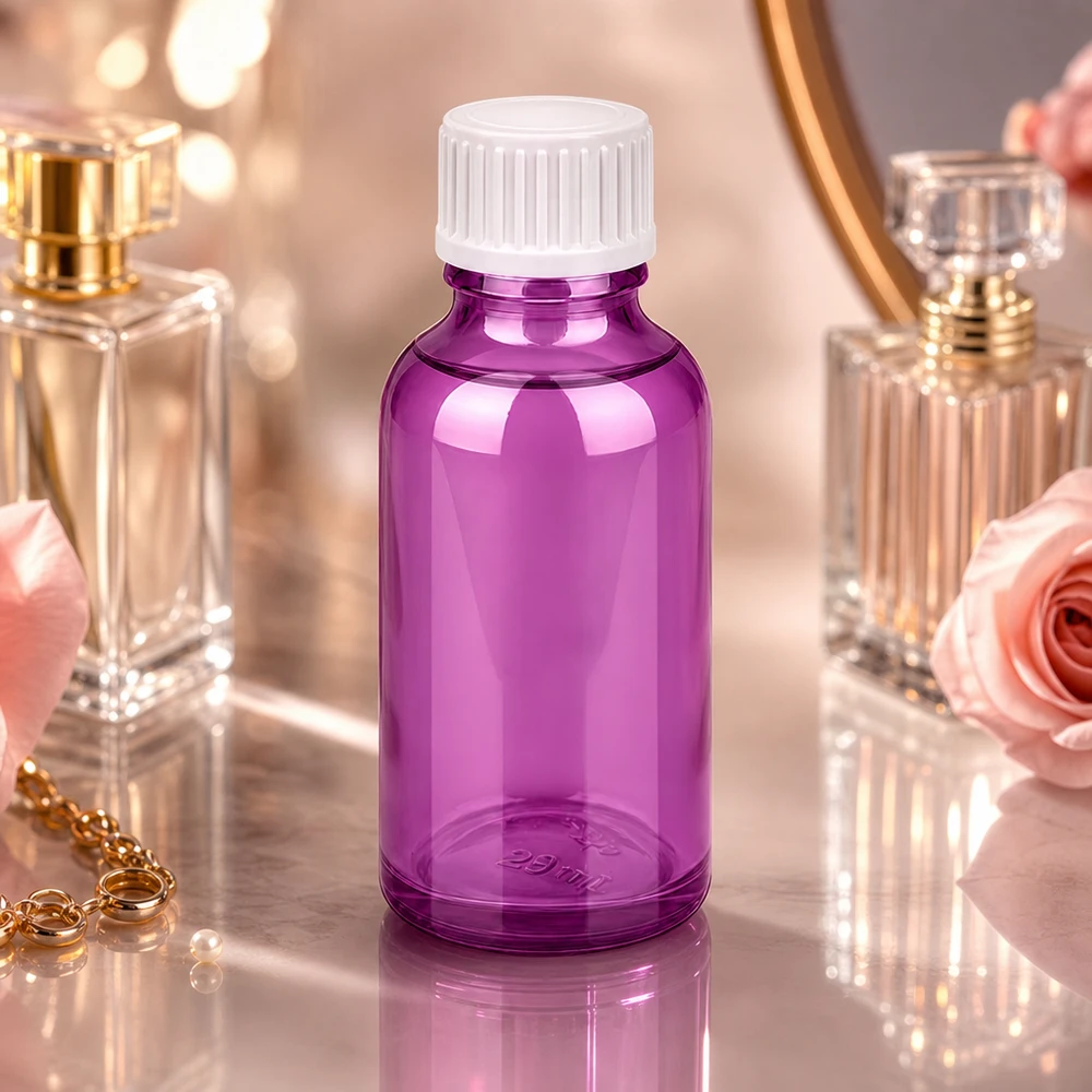 30ml (pallomainen) pullo. 3mm valutusrengas valkoinen Standard PurpleLine. UT18/30 Tyylikäs 30ml violetti lasipullo, jossa on uritettu korkki hajuvesille ja esansseille.
