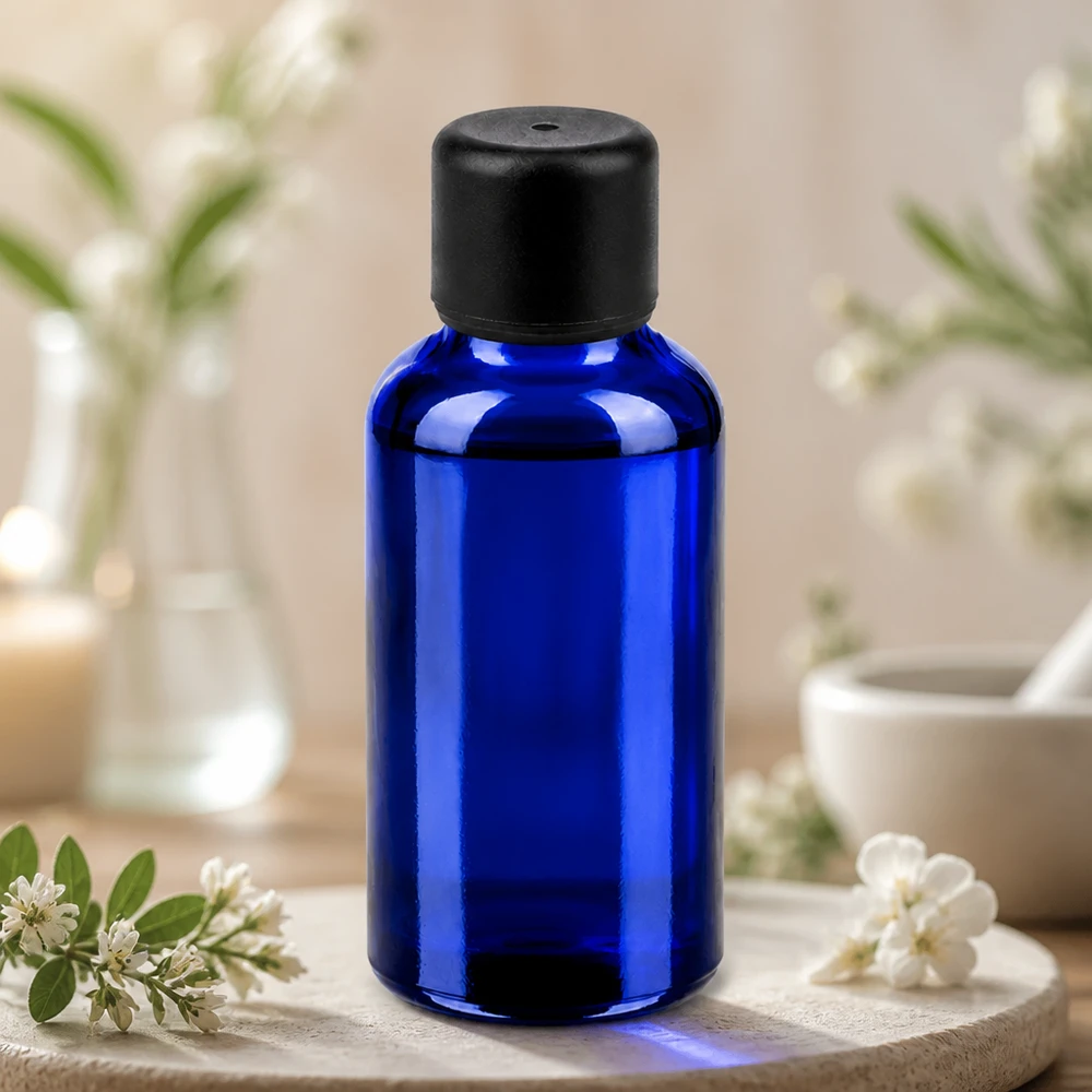 30ml pullo 6mm kierrekorkki musta Standard BlueLine UT18/30 Pienikokoinen 30ml BlueLine-lasipullo, jossa on vakiomusta korkki tuotteen turvalliseen säilytykseen.
