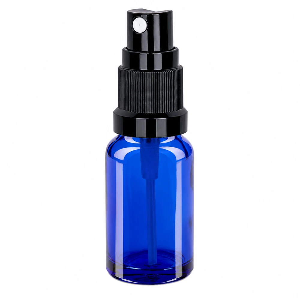 10ml suihkepullo musta vakiokorkki BlueLine UT18/10 BlueLine UT18/10 10ml sininen lasinen suihkepullo mustalla STD BlueLine UT18/10 pumppusumuttimella tarkkaa annostelua varten.