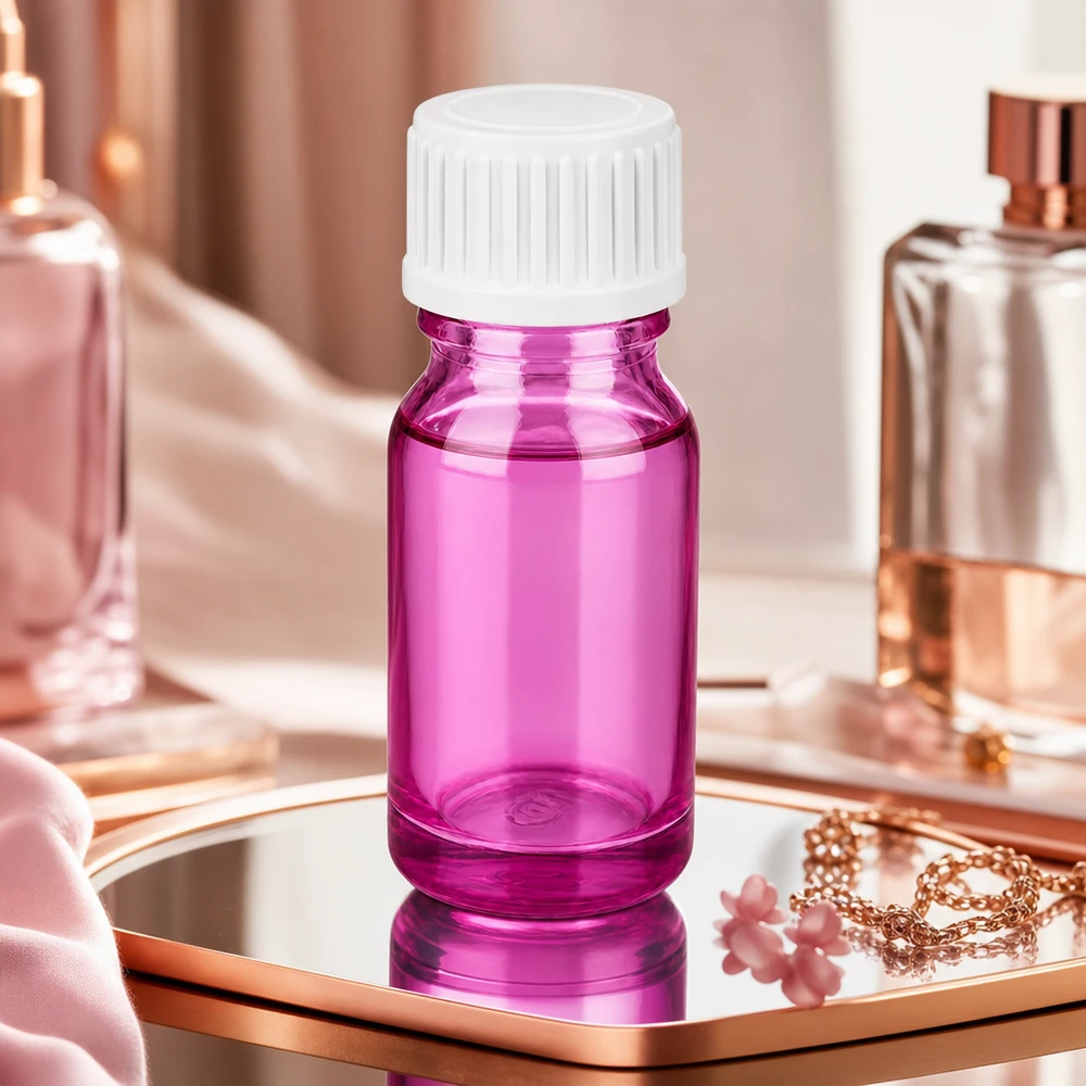 Kompakti 10ml violetti lasipullo, jossa on valkoinen korkki aktiivisten ainesosien tarkkaa annostelua varten.