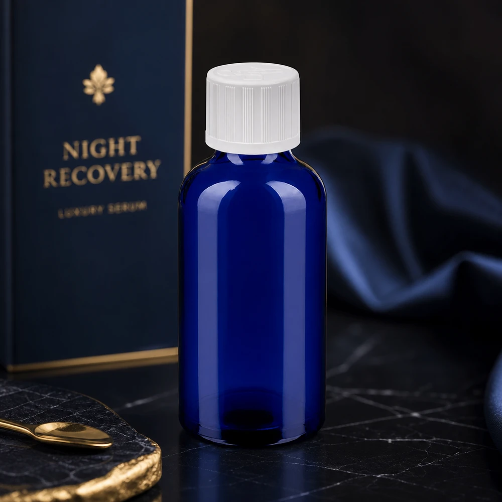 50ml pullo 11mm kierrekorkki valkoinen vakio lapsiturvallinen BlueLine UT18/50 BlueLine UT18/50 Kompakti 50ml lasipullo, jossa on UV-suoja sinisen värin ja valkoisen korkin ansiosta.