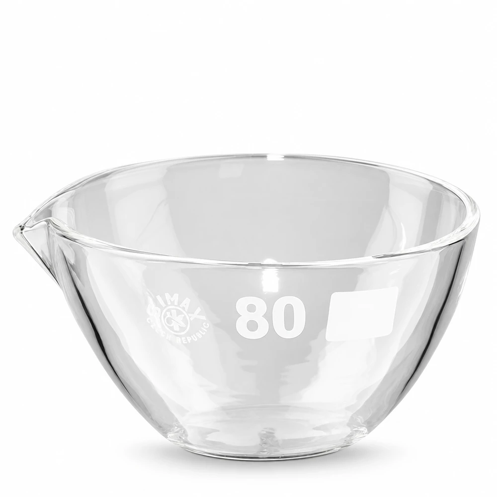 90 ml:n borsilikaattilasinen haihdutusastia, jossa on käytännöllinen nokka laboratoriokäyttöön.