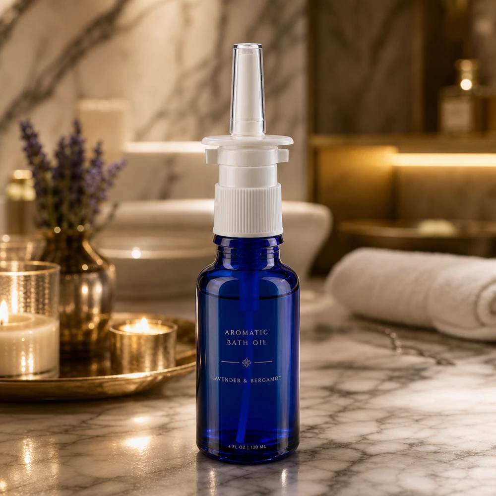 Apteekkipullo sininen 20ml nenäsumutinkorkki valkoinen std. 20 ml:n nenäsumutepullo, koboltinsininen, valkoisella pumppukorkilla, ylellisen kylpyhuoneen sisustuksessa