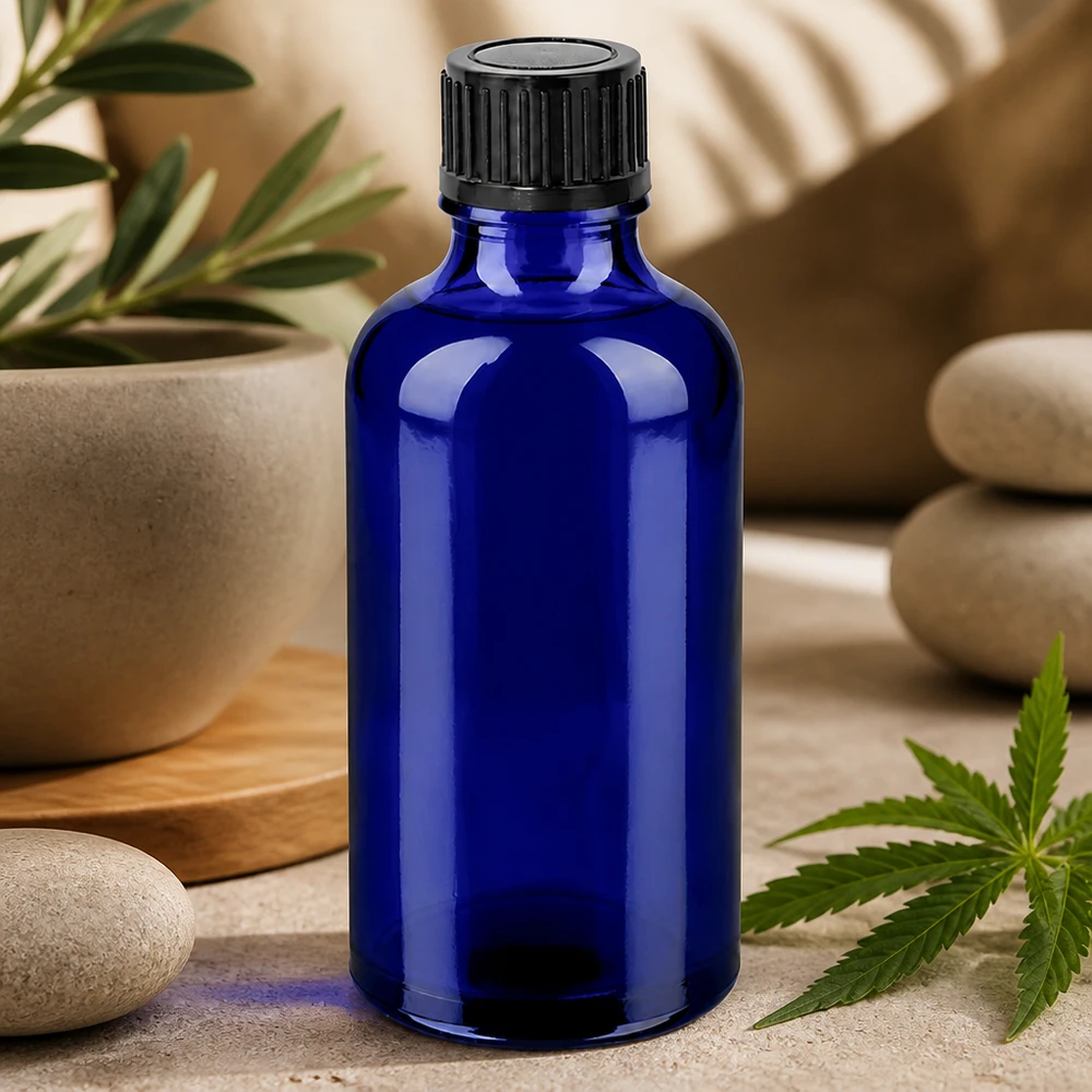 50ml pullo 11mm kierrekorkki musta vakio BlueLine UT18/50 50ml BlueLine-lasipullo, jossa on UV-suoja ja musta korkki valolle herkille aineille.
