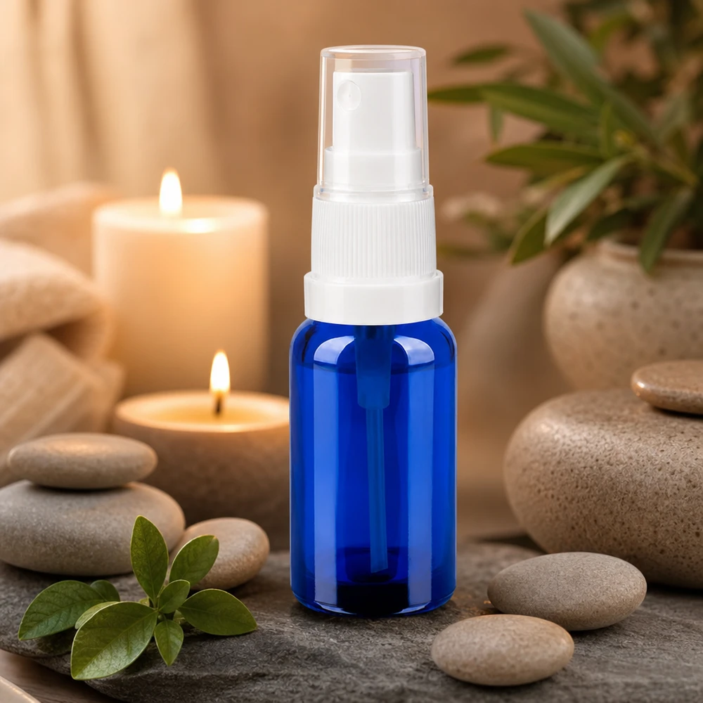 Sininen 20ml lasinen suihkepullo valkoisella sumuttimella DIY-kosmetiikkaan ja luonnontuotteisiin.