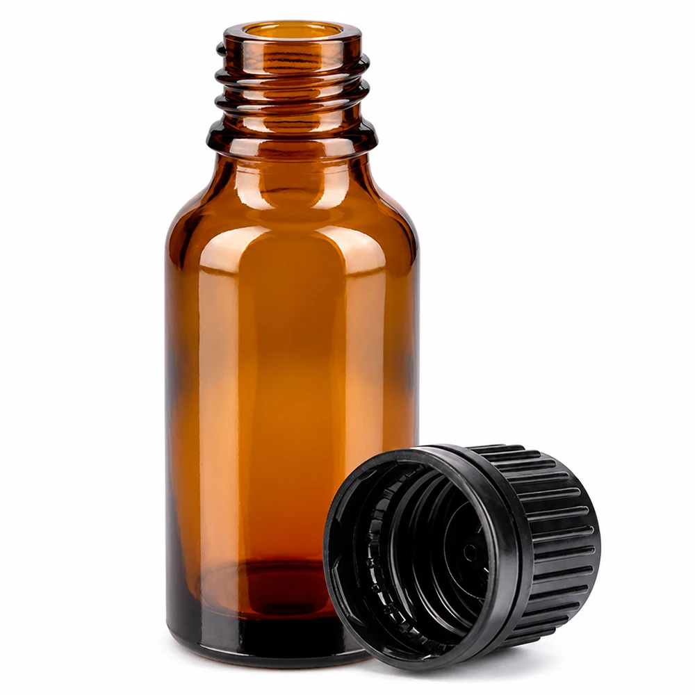 Pieni 20ml apteekkipullo ruskeasta lasista, jossa on 11mm kierre lääkkeille ja tinktuureille.