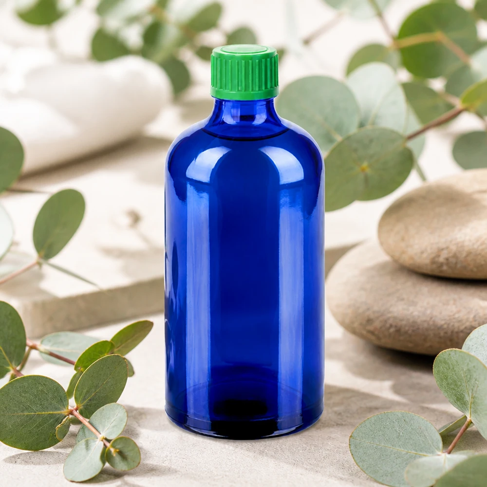 100ml tippapullo 0.8mm vihreäStandardi sulkeminen BlueLine UT18/100 Sininen lasipullo 100ml, jossa on tavallinen tiputuskorkki eteerisille öljyille ja tinktuureille.