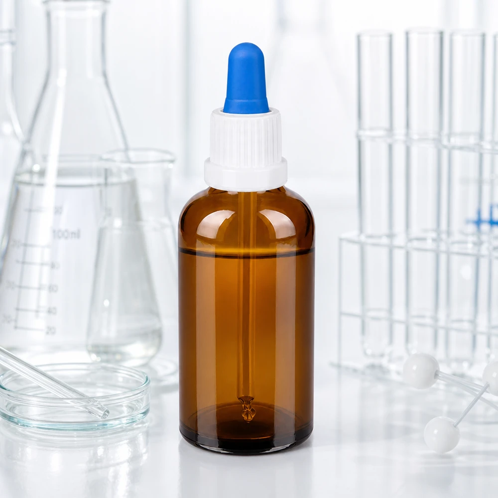 Laboratoriotason 50 ml:n pipettipullo UT18-kierteellä tarkkaa nesteen annostelua varten.