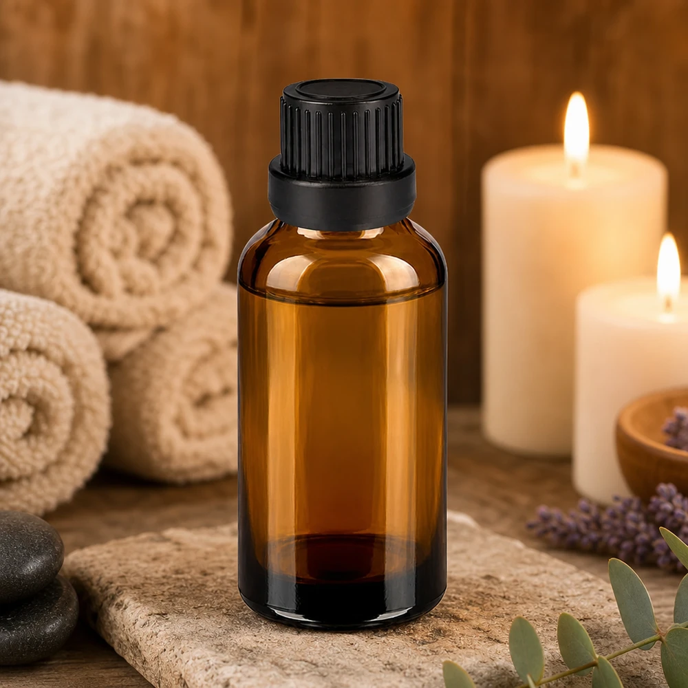 Pienikokoinen 30ml meripihkalasipullo BrownLine-sarja, jossa on tukeva kierrekorkki aromaterapiaan