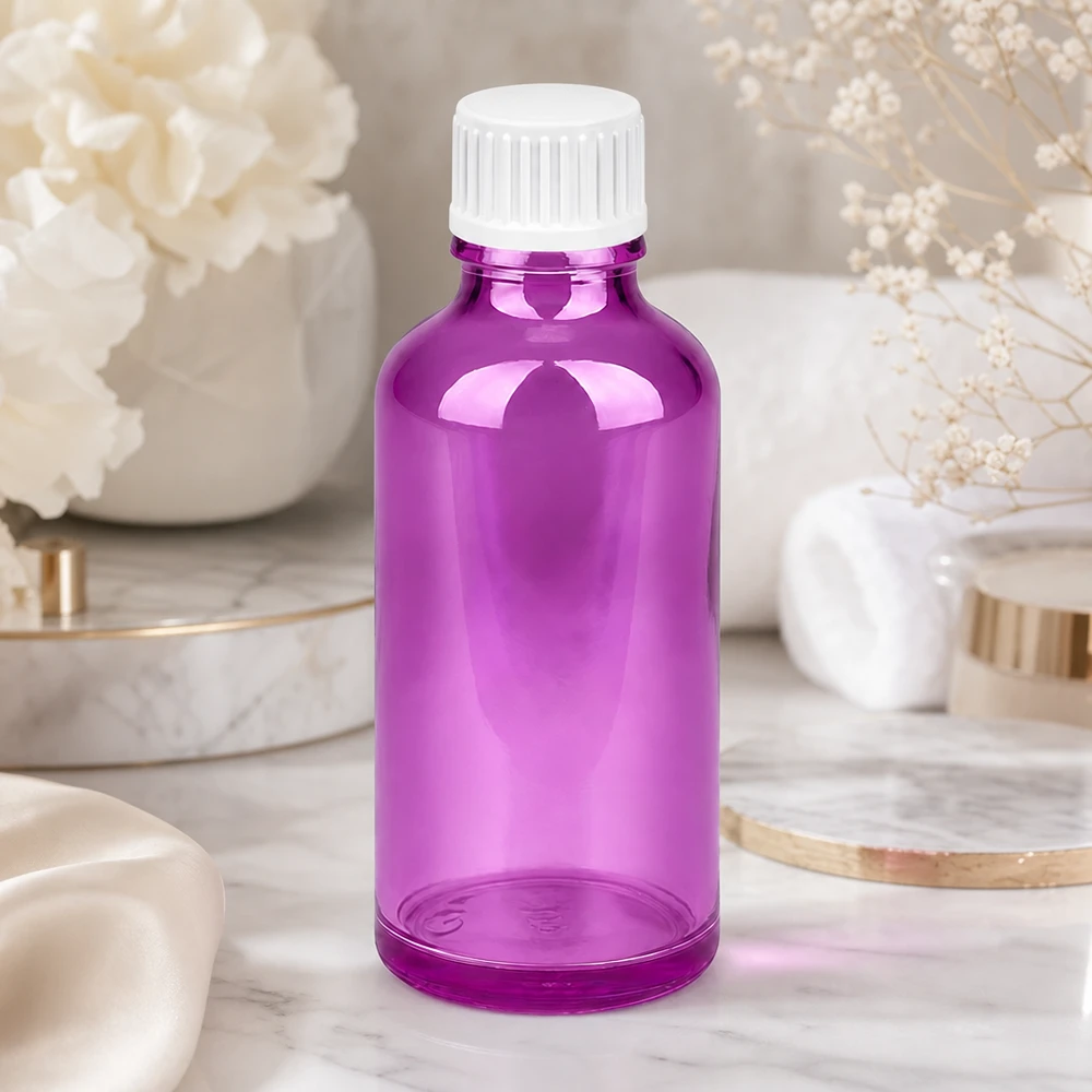 50ml tippapullo 0,9mm valkoinen standardi PurpleLine. UT18/50 50ml tippapullo, jossa on 0.9mm tarkkuusaukko violetilla värillä tarkkaa pisaran annostelua varten.