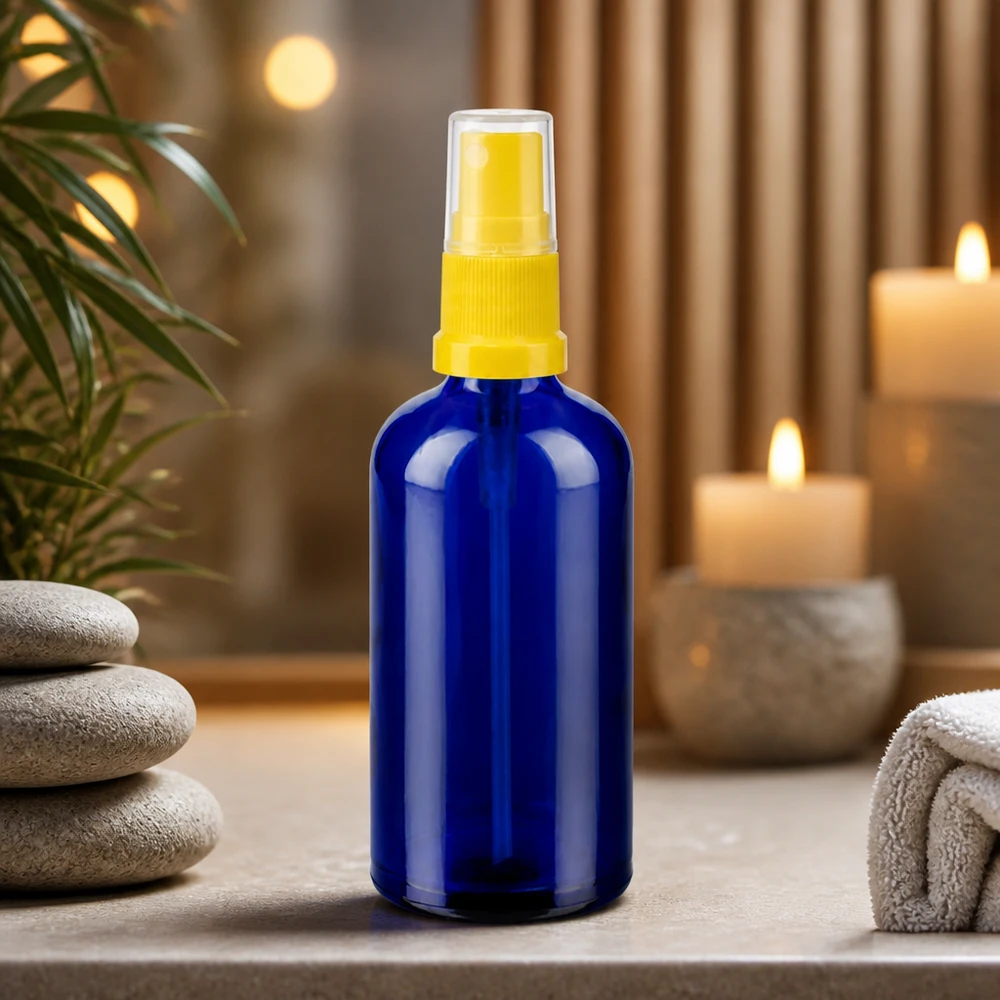 100ml suihkepullo keltainen/läpinäkyvä vakiokorkki BlueLine UT18/100 Kätevä 100ml lasipullo, jossa on suihkupumppu, ihanteellinen DIY-kosmetiikkaan ja huonesuihkeisiin.