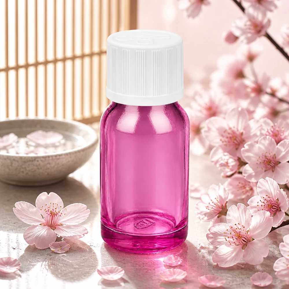 Läpinäkyvä violetti 10ml pullo valkoisella tippakorkilla luonnolliseen ihonhoitoon.