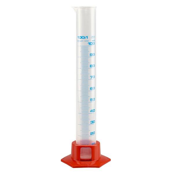 100 ml:n mittapullon mittausasteikko polypropeenista, jossa on oranssi pohja. 100 ml:n mittapullon mittausasteikko polypropeenista, jossa on oranssi pohja.