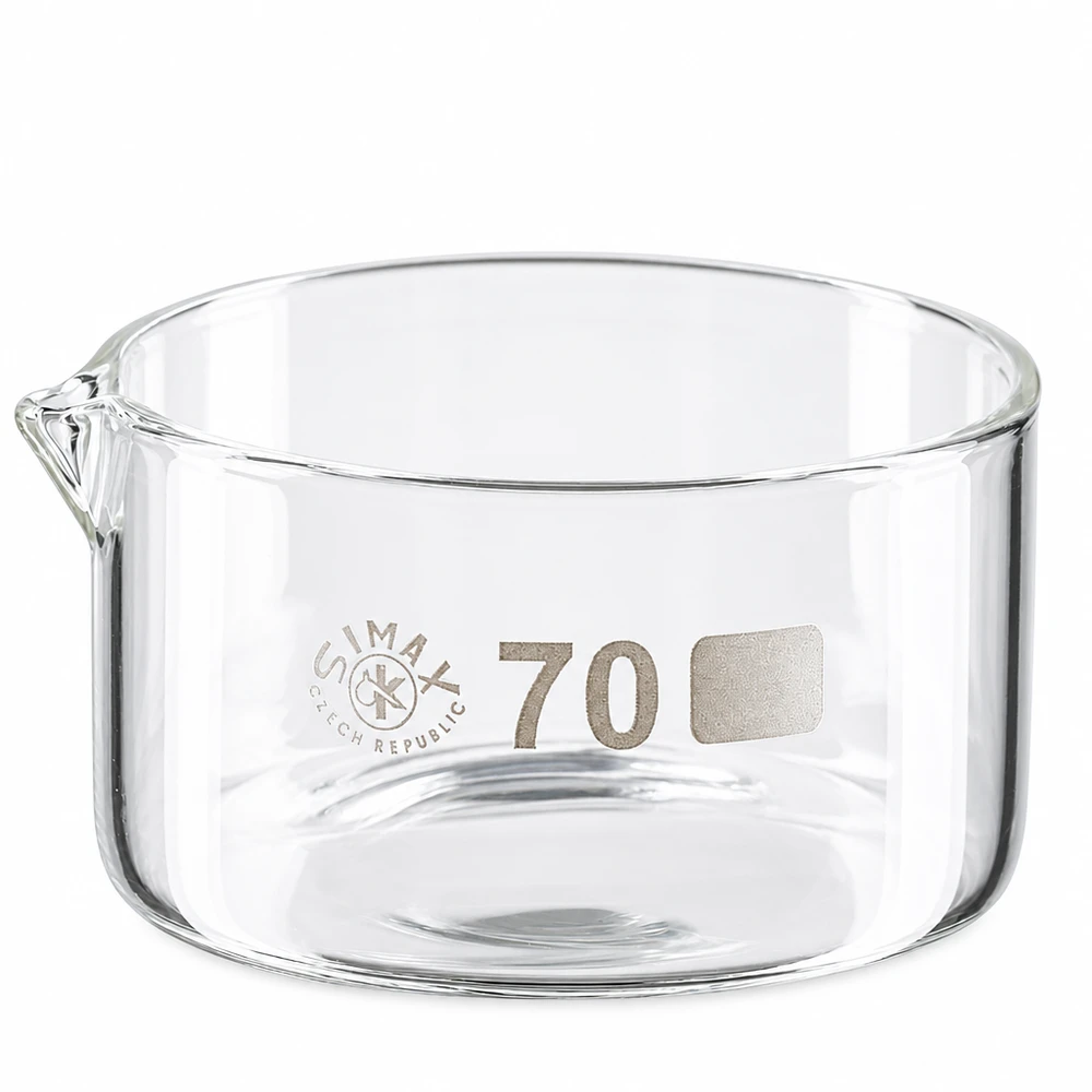 Simax Czech Republicin 100 ml:n borosilikaattilasinen kiteytysastia, jossa on kaatoaukko, halkaisija 70 mm