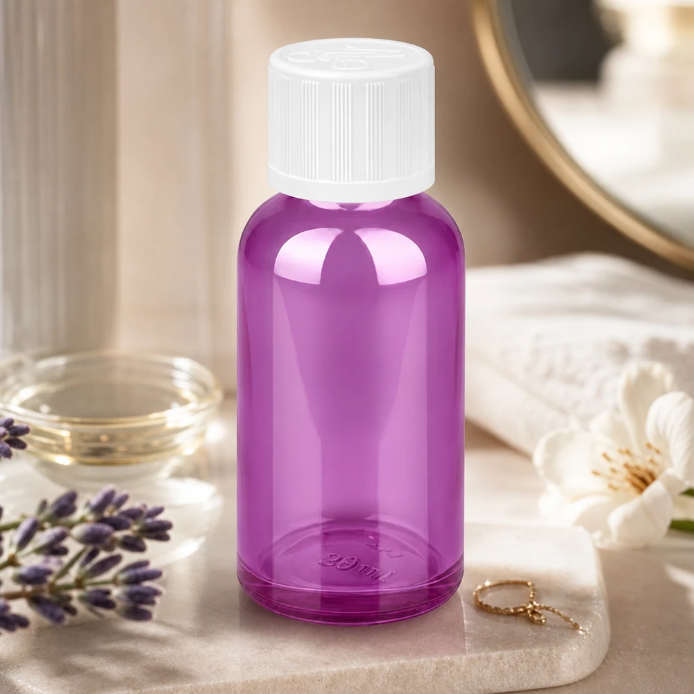 Kompakti 30ml violetti lasipullo, jossa on lapsilukko nesteiden turvalliseen säilytykseen.