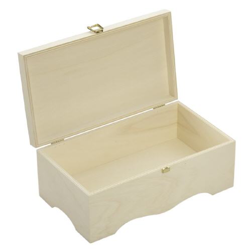 Puinen laatikko (arkku), jossa on profiloitu pohja 35x20x13cm.